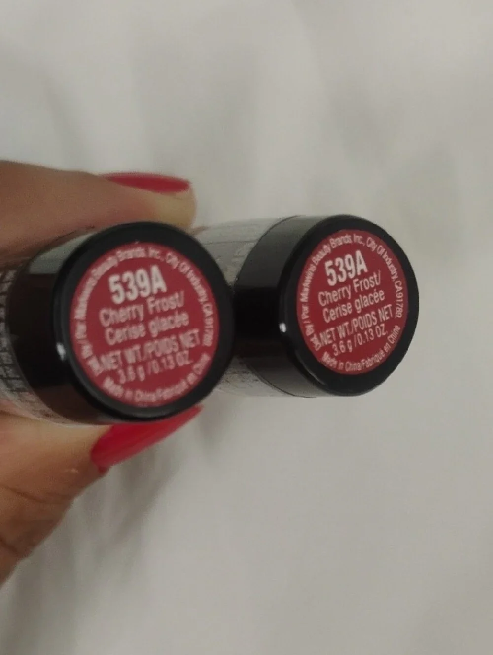 wet n wild Cream Lipstick Duo — Cherry frost 539A